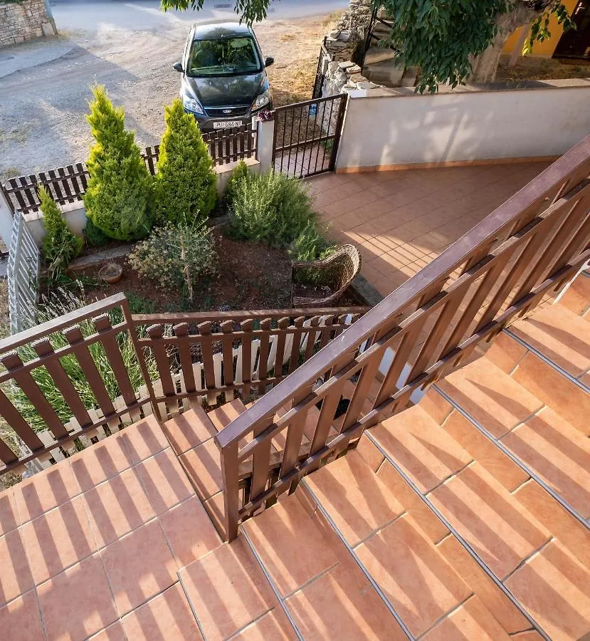 Apartment Vedrana 2142 Peroj Croatia